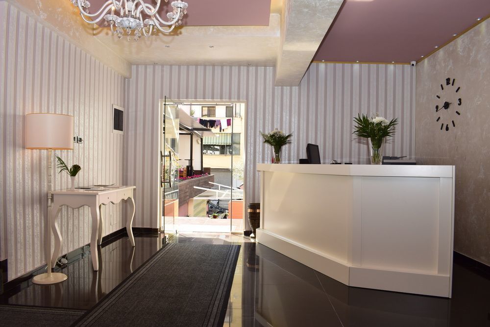 Royal Vila Hotel Тирана Екстериор снимка