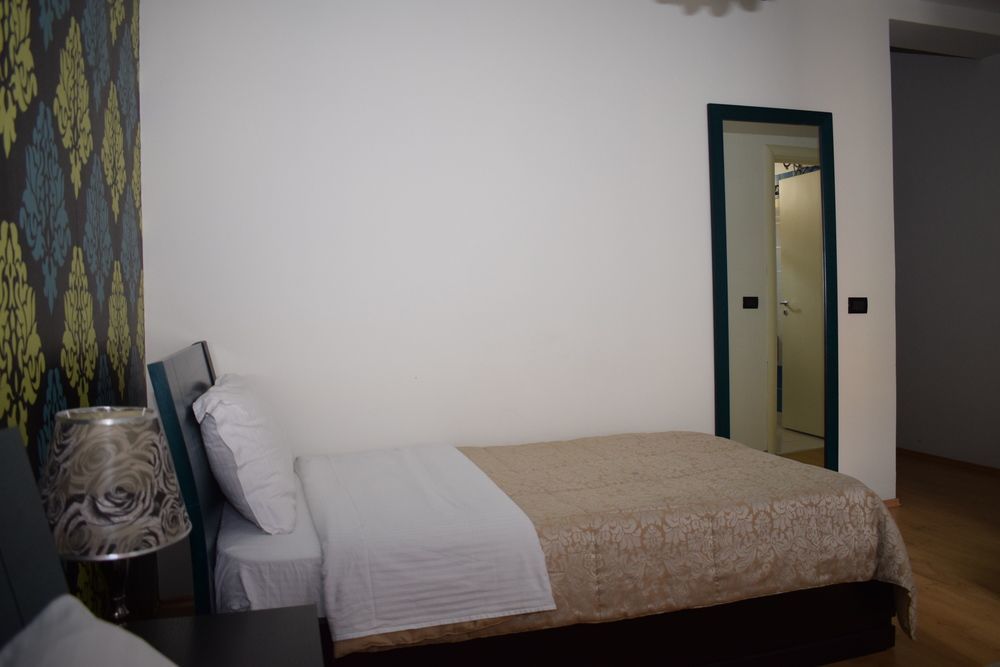 Royal Vila Hotel Тирана Екстериор снимка