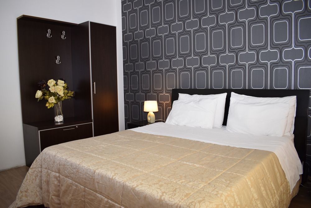 Royal Vila Hotel Тирана Екстериор снимка