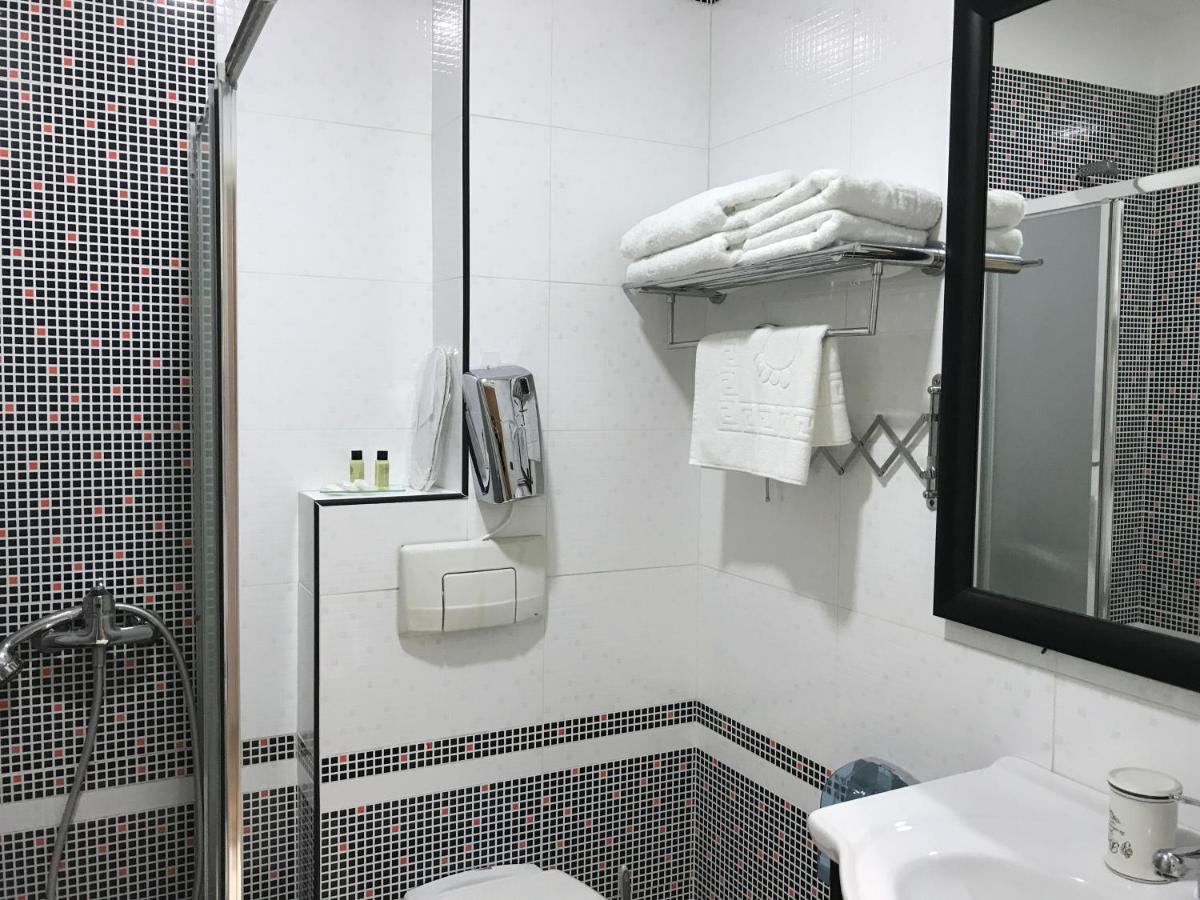 Royal Vila Hotel Тирана Екстериор снимка